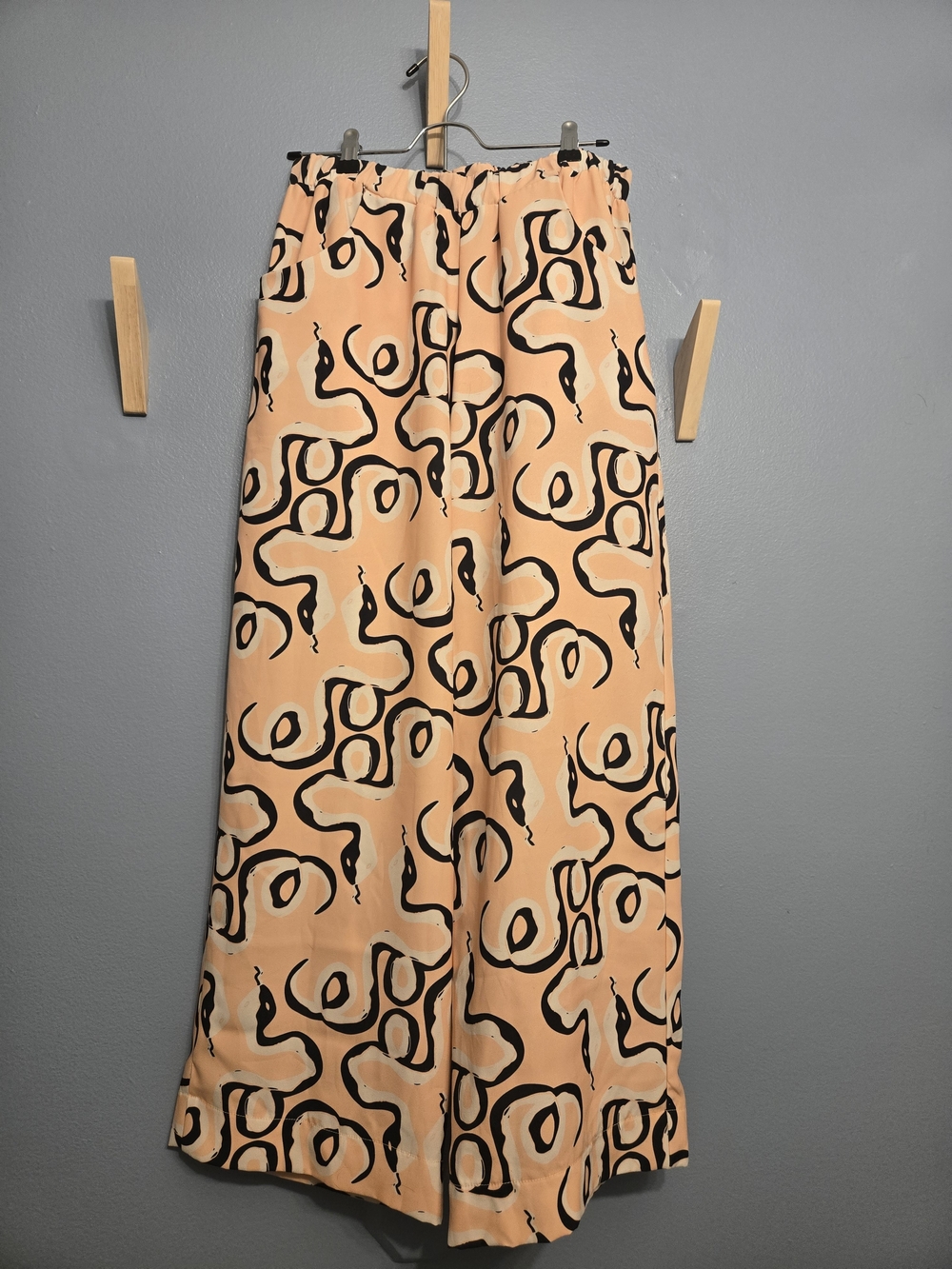 Dazey LA Peach & Black Wide Leg Pants